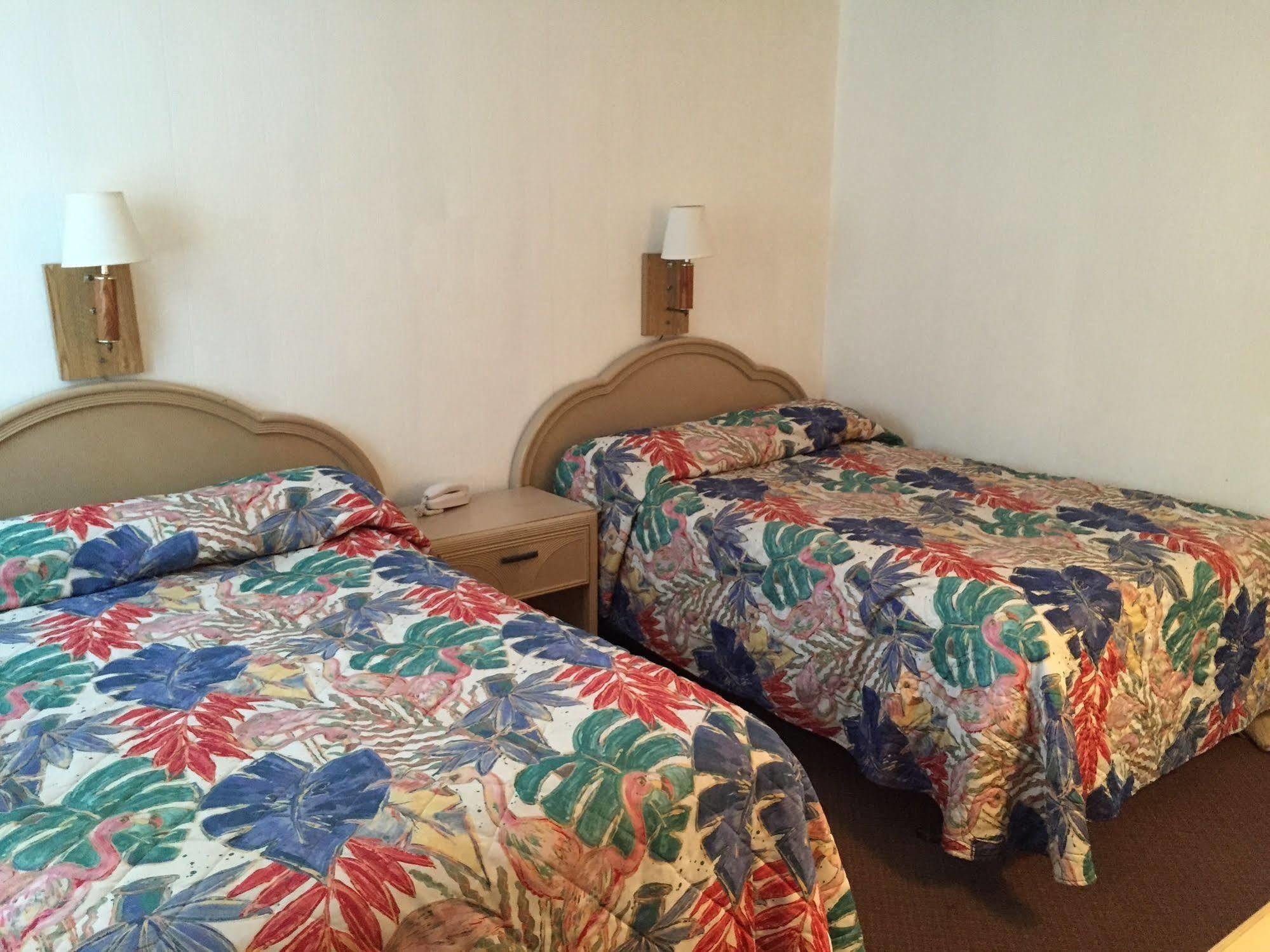 Carolina Tarheel Motel 미를 비치 외부 사진
